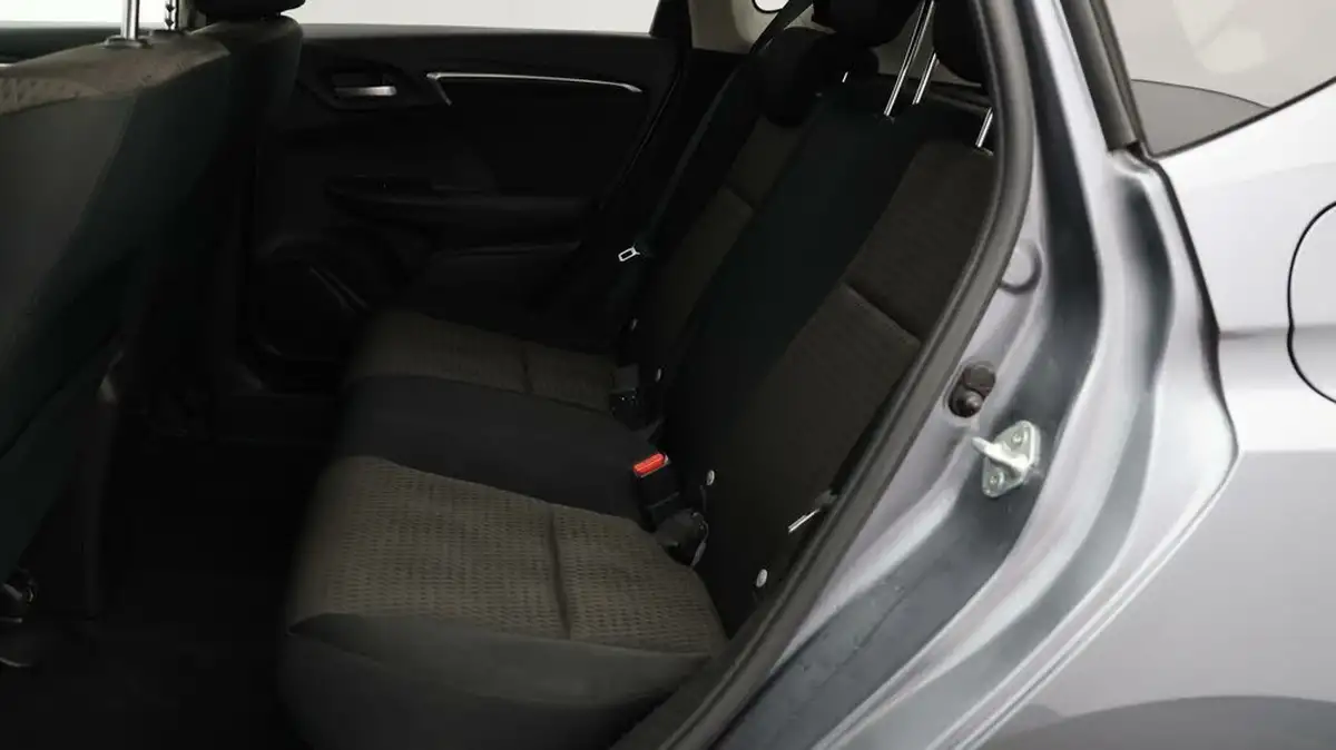 2020-honda-jazz-13-i-vtec-ex-navi-big-15