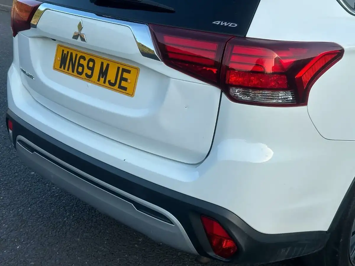 2019-mitsubishi-outlander-20-exceed-big-31
