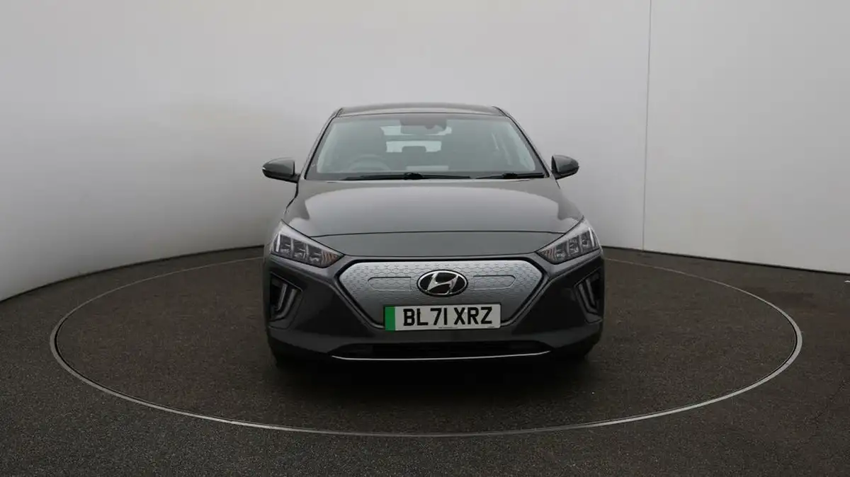 2022-hyundai-ioniq-e-premium-electric-big-33