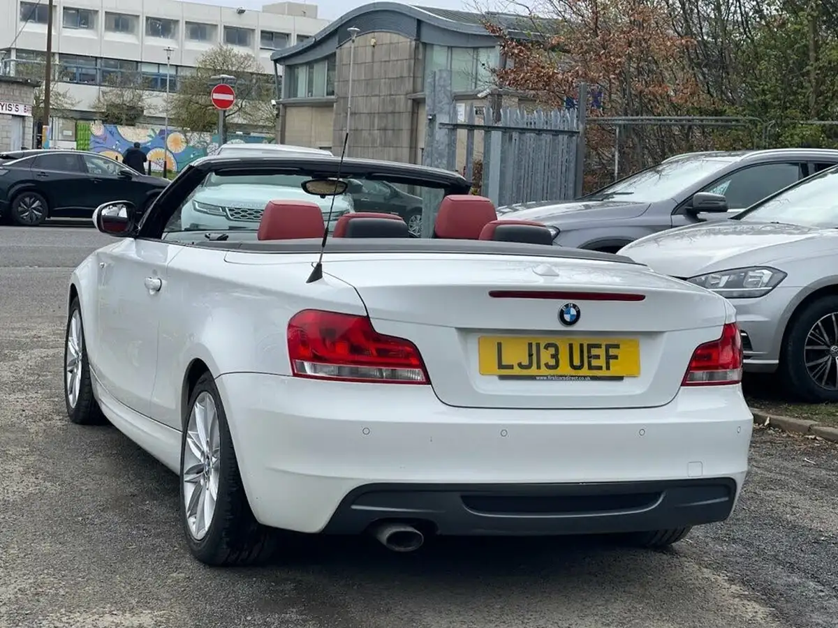 2013-bmw-1-series-20td-120d-m-sport-convertible-2d-big-4