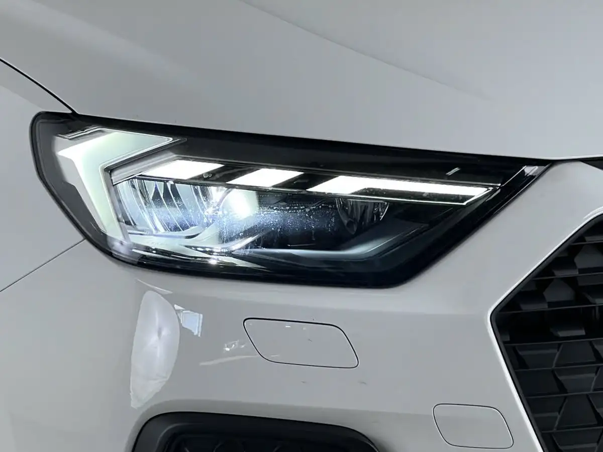 2023-audi-a1-10-30-tfsi-technik-big-5