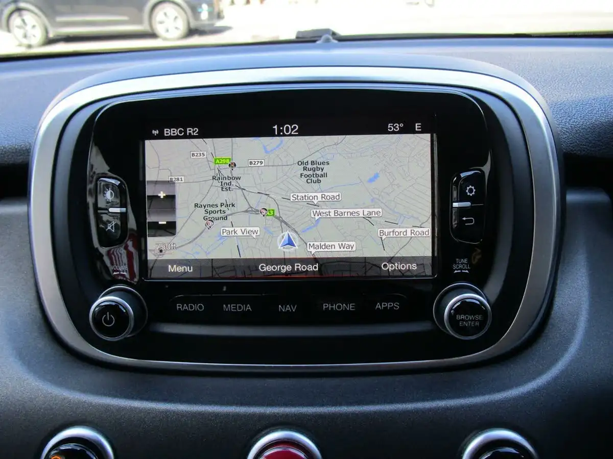 2016-fiat-500x-14-multiair-cross-plus-140bhp-ddct-big-13