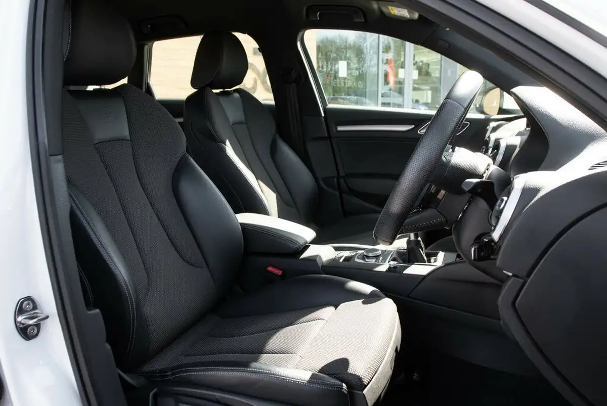 2019-audi-a3-15-35-tfsi-s-line-cod-ss-sportback-5d-big-28