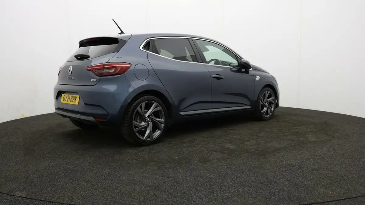 2021-renault-clio-16-rs-line-big-24
