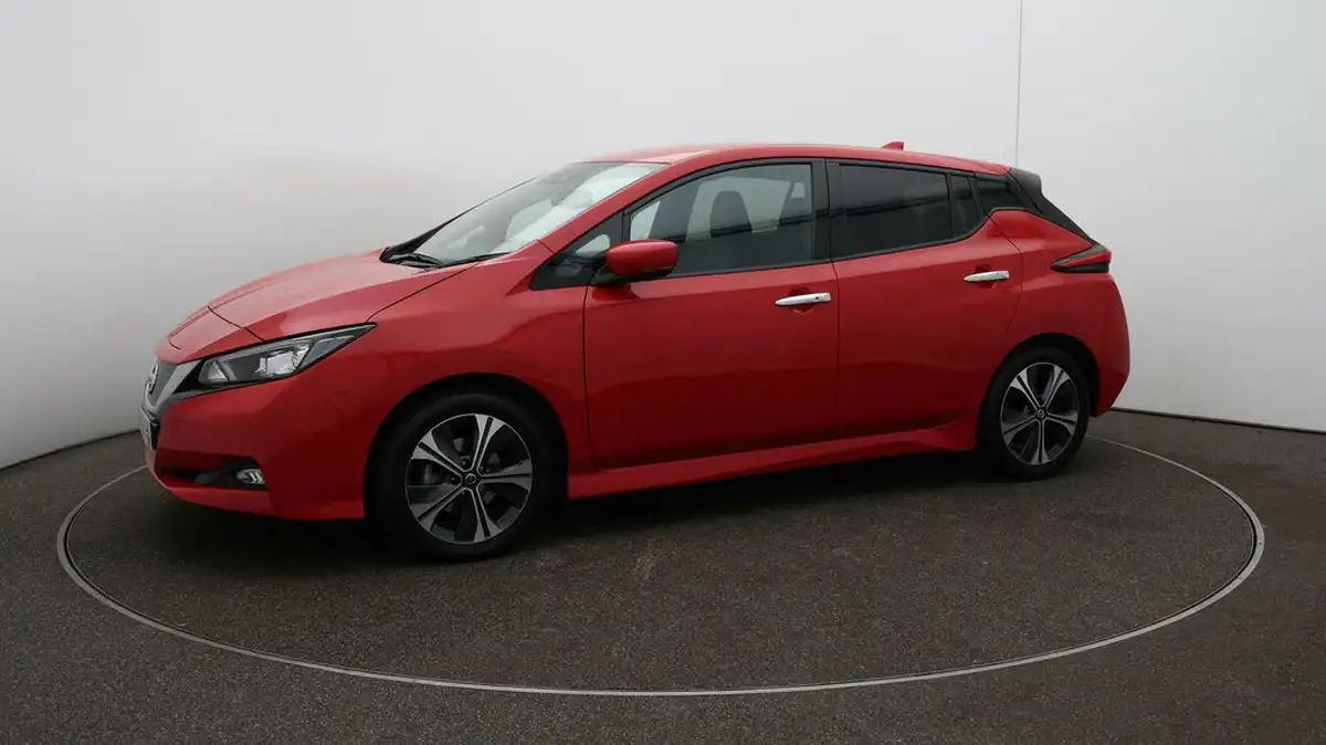 2022-nissan-leaf-e-tekna-big-58