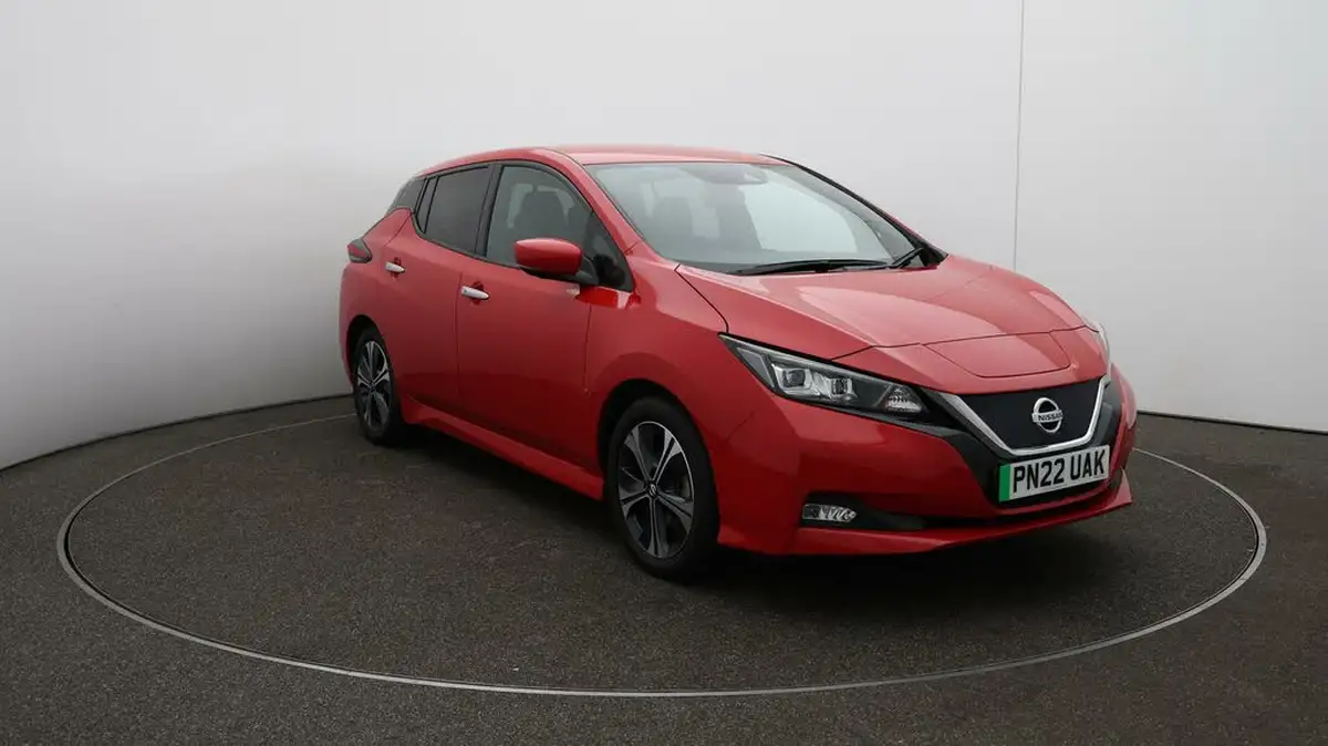 2022-nissan-leaf-e-tekna-big-34