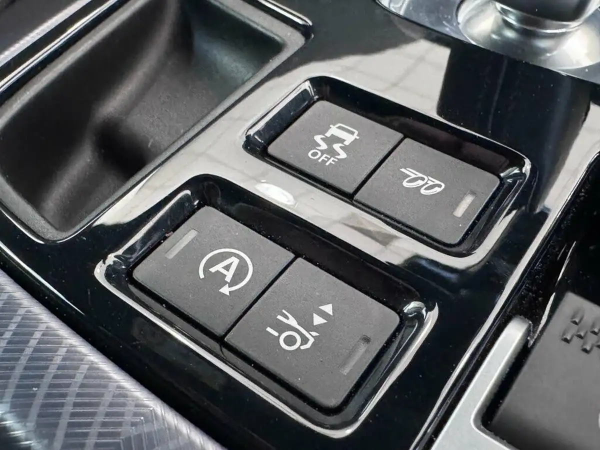 2022-jaguar-f-type-50-v8-p450-r-dynamic-awd-coupe-big-27