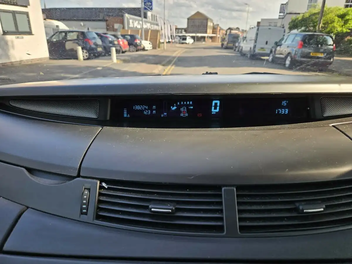 2007-renault-espace-20td-privilege-150-big-16