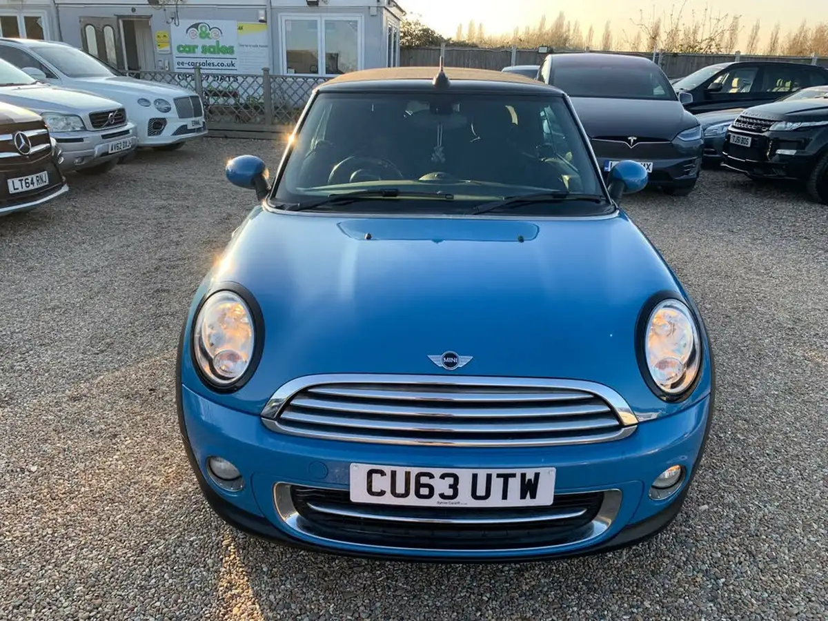 2013-mini-cooper-16-cooper-122bhp-convertible-2d-auto-big-2