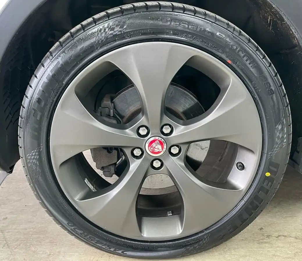 2019-jaguar-e-pace-20-i4d-hse-180ps-big-10