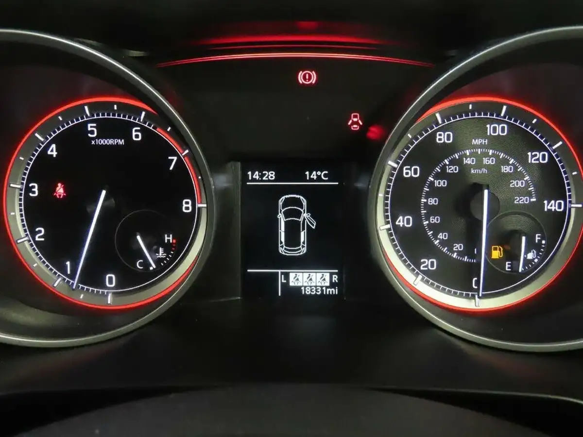 2024-suzuki-swift-12-dualjet-sz-l-big-7