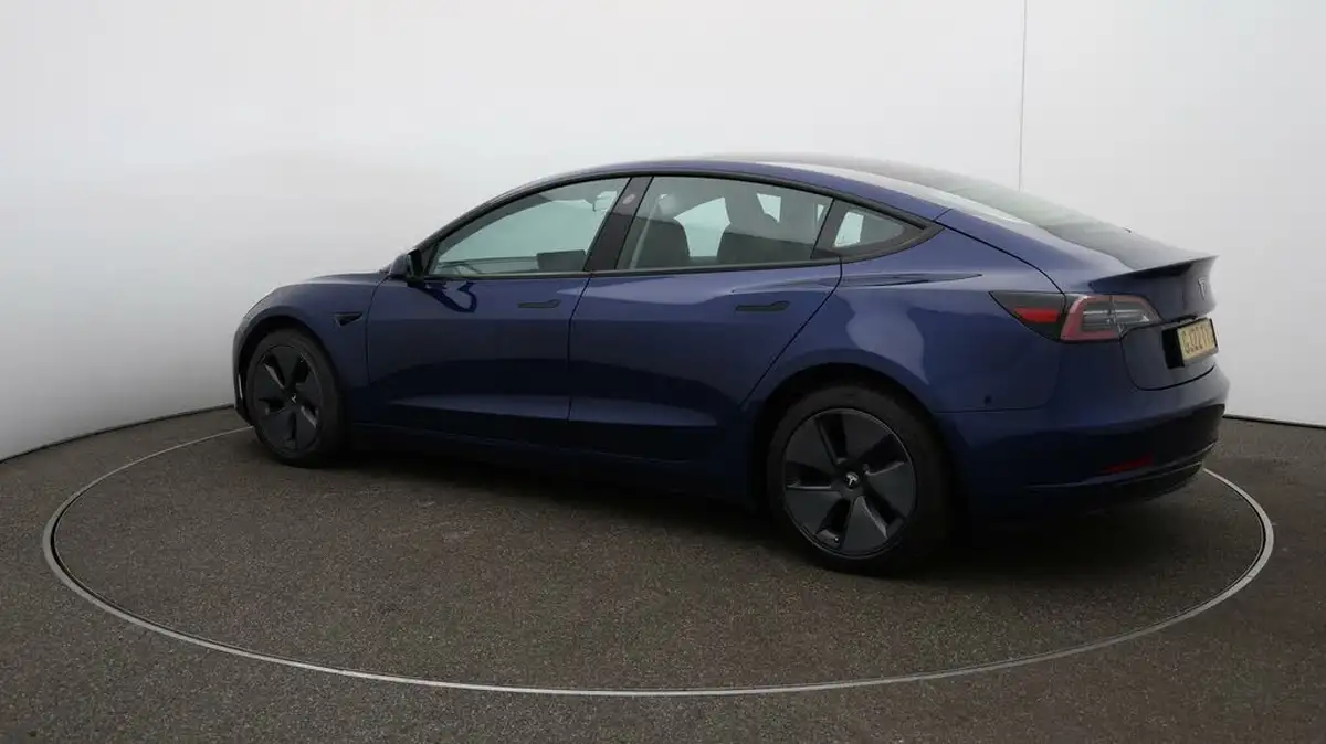 2021-tesla-model-3-e-standard-plus-big-27