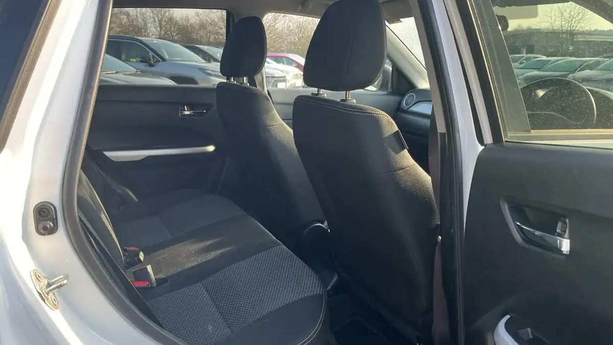2017-suzuki-vitara-16-sz-t-big-11