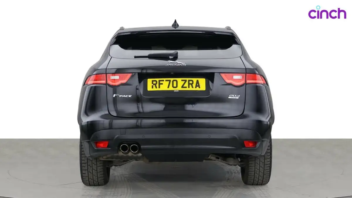 2020-jaguar-f-pace-20-i4d-chequered-flag-180ps-big-5