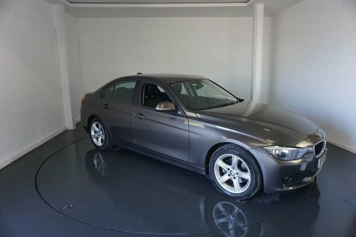 2013-bmw-3-series-20td-320d-se-184bhp-ss-saloon-4d-auto-big-9