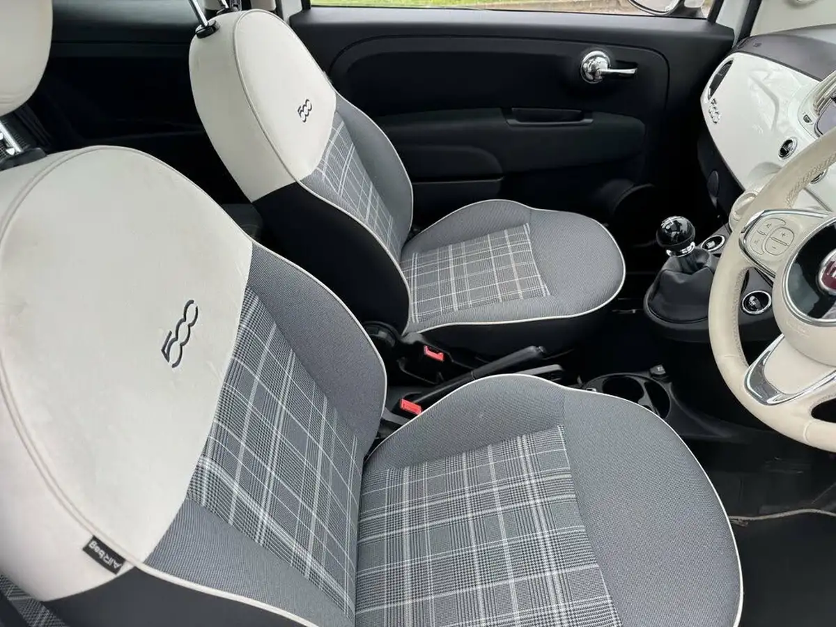 2020-fiat-500-10-lounge-big-10