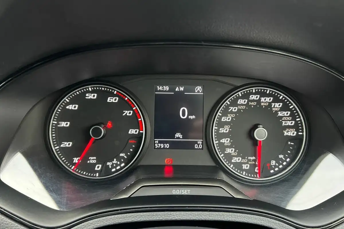 2020-seat-ibiza-10-tsi-fr-95ps-big-16