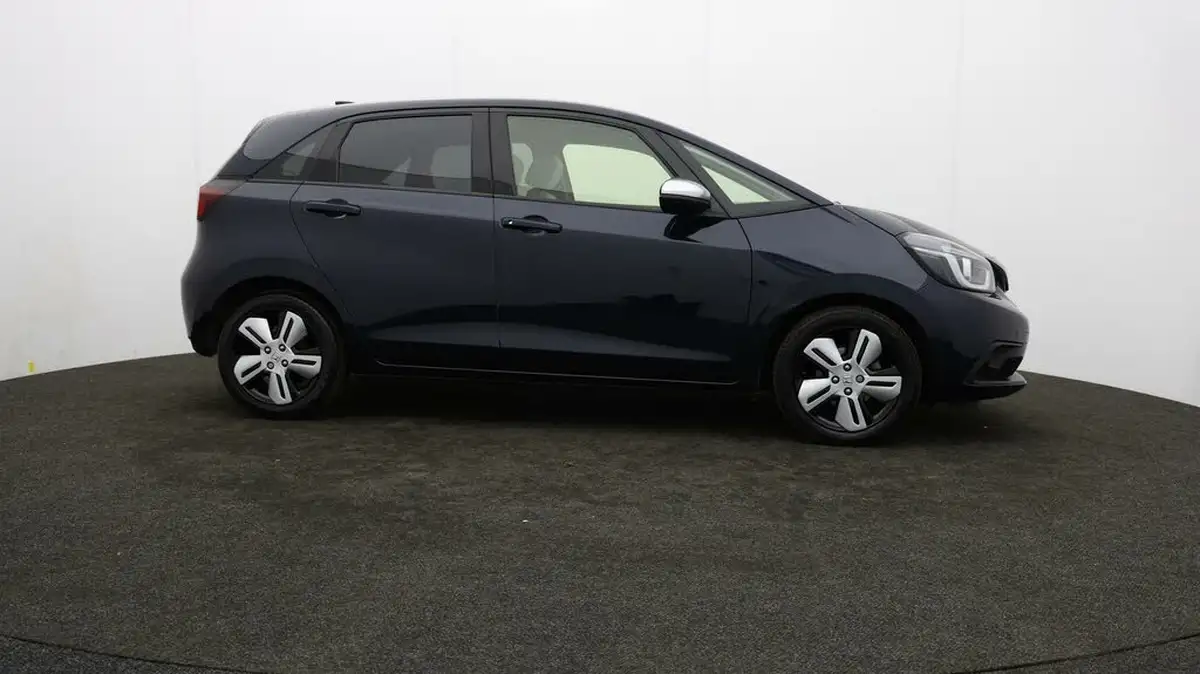 2022-honda-jazz-15-i-mmd-ex-107ps-big-32