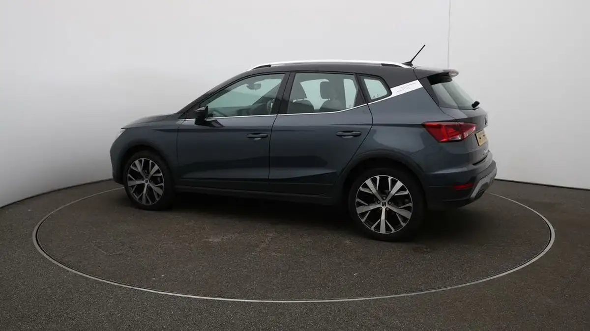 2022-seat-arona-10-tsi-xperience-lux-big-40