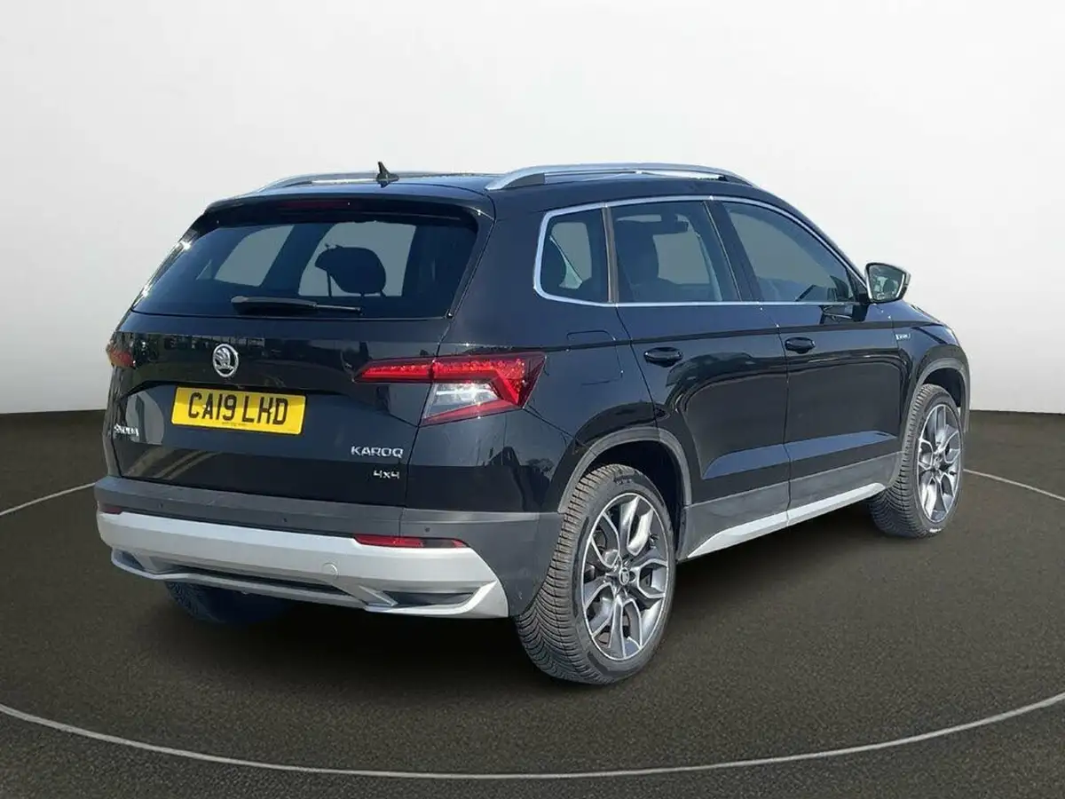 2019-skoda-karoq-20tdi-scout-150ps-big-6