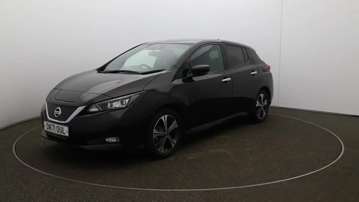 2021-nissan-leaf-e-tekna-big-61