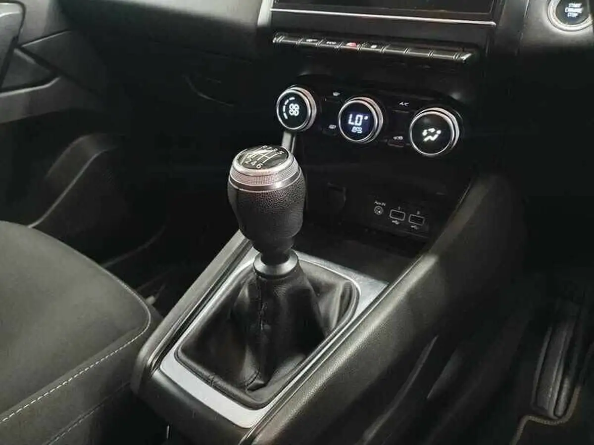 2021-renault-captur-10-tce-iconic-edition-big-17