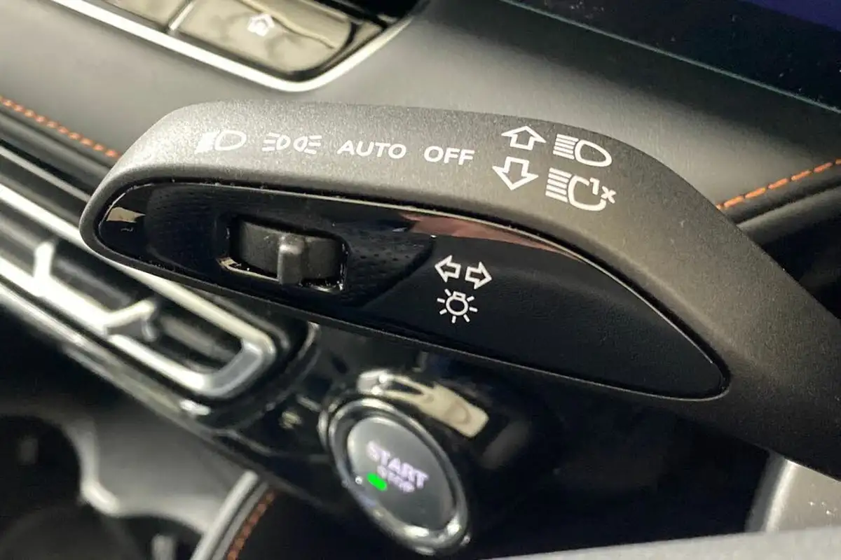 2024-mg-hs-15t-gdi-trophy-273ps-plug-in-hybrid-1496cc-auto-big-32