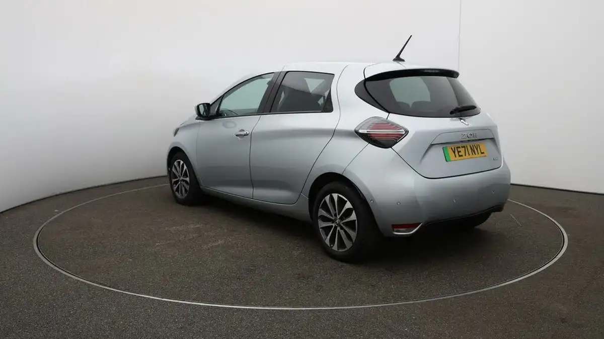 2021-renault-zoe-e-gt-line-big-54
