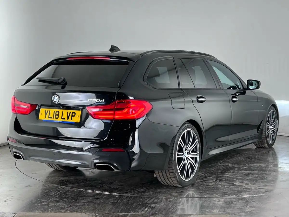 2018-bmw-5-series-30td-530d-m-sport-touring-5d-big-2