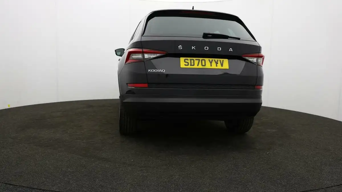 2020-skoda-kodiaq-15-tsi-se-drive-big-35