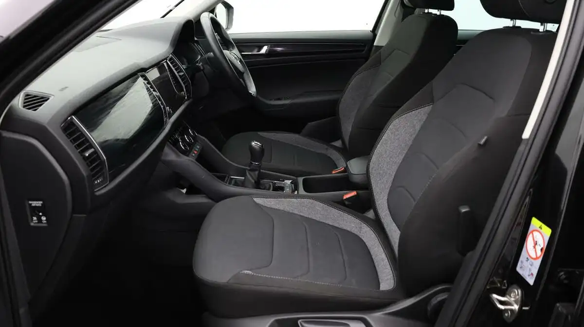 2020-skoda-kodiaq-15-tsi-se-drive-big-13