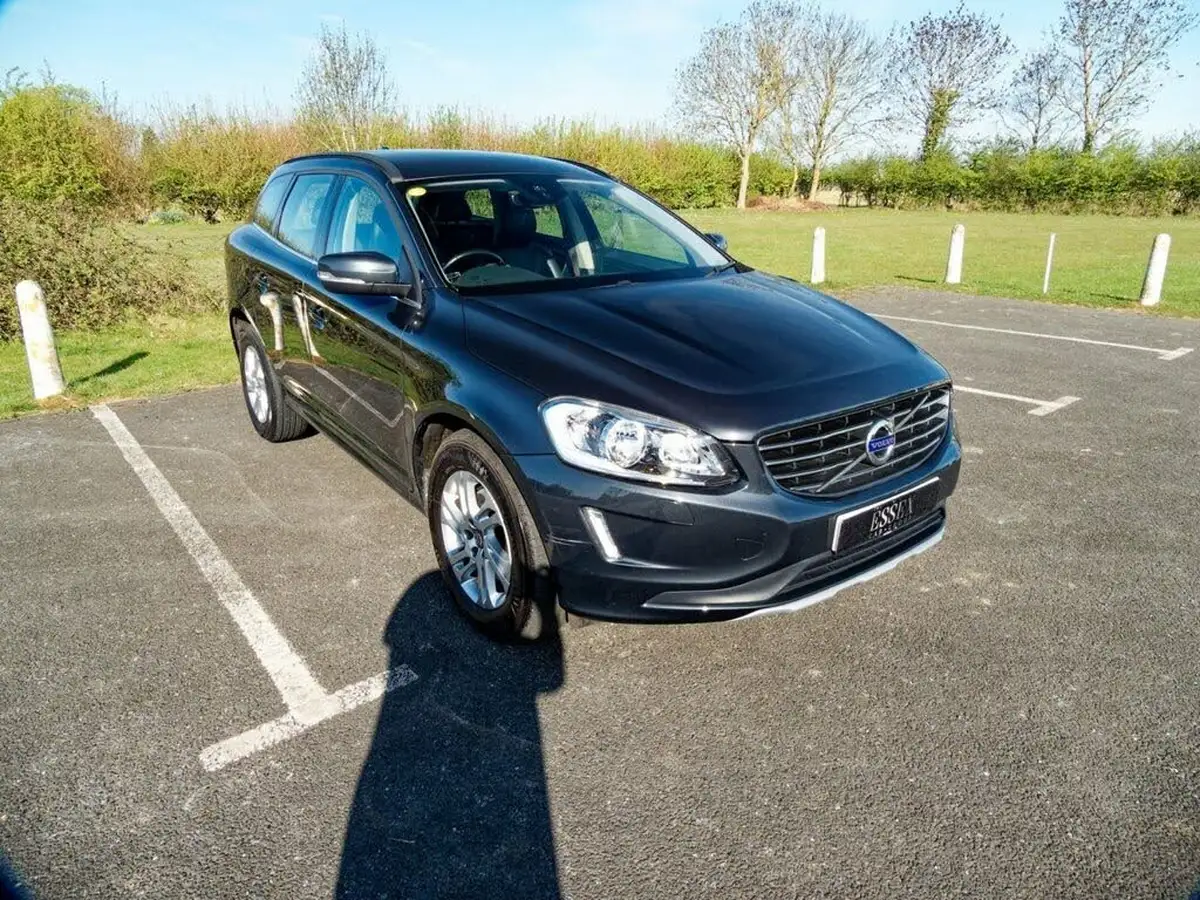 2017-volvo-xc60-24td-d4-se-geartronic-big-24