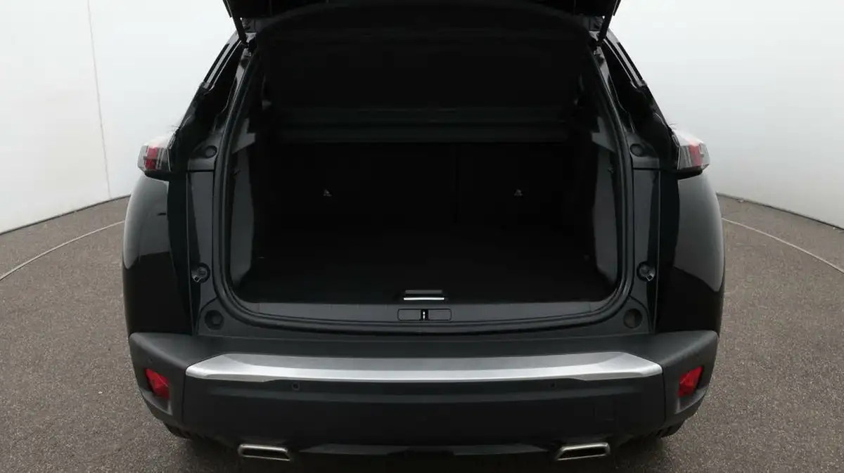 2022-peugeot-2008-suv-12-puretech-gt-eat8-big-17