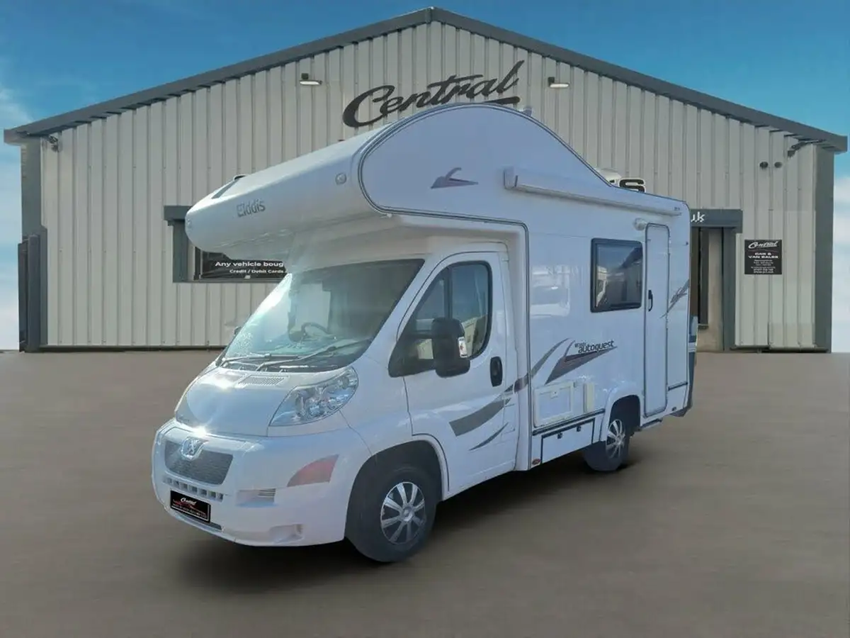 2010-peugeot-boxer-22td-330-swb-100-chassis-cab-big-4