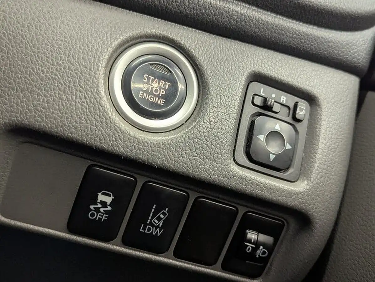 2015-mitsubishi-l200-24di-d-warrior-auto-big-28
