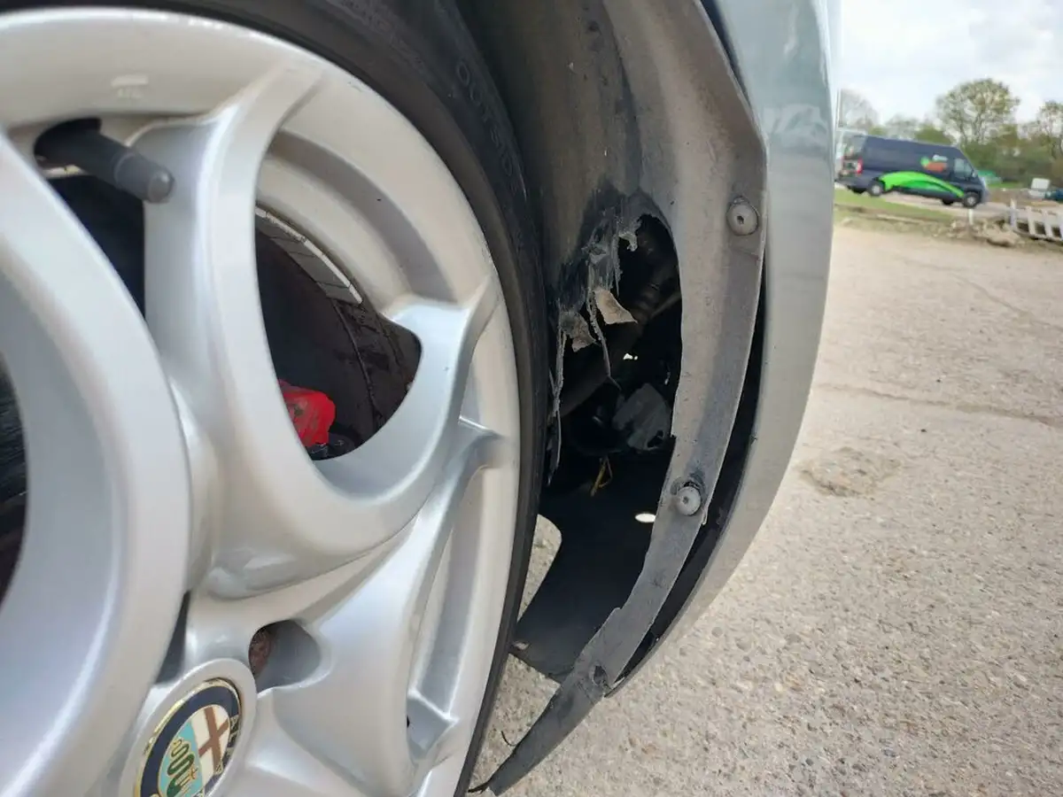2012-alfa-romeo-mito-16td-veloce-big-53
