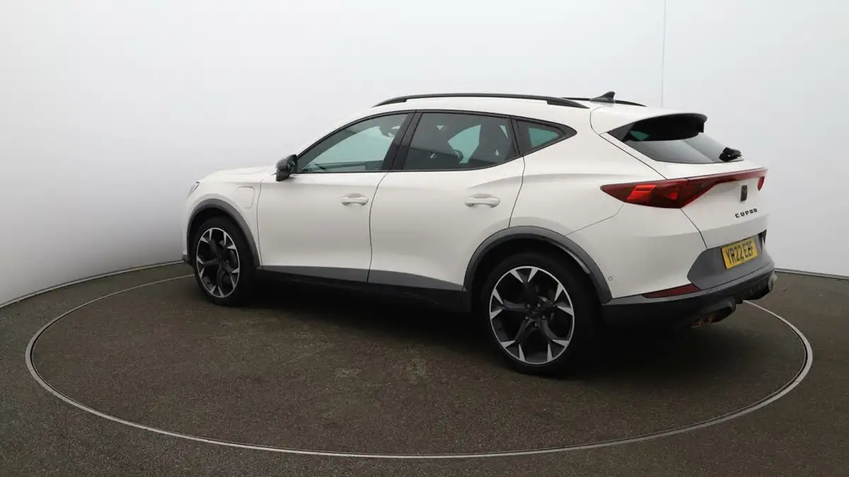 2022-cupra-formentor-14-e-hybrid-vz1-big-26