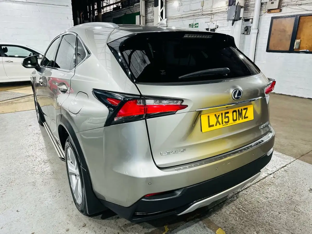 2015-lexus-nx-300h-25-premier-194bhp-panoramic-roof-big-5