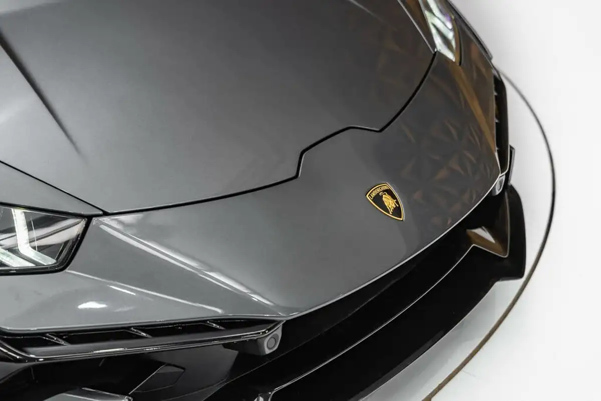 2023-lamborghini-huracan-52-tecnica-big-26