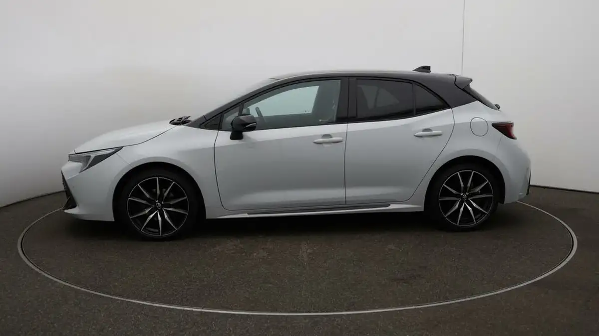 2023-toyota-corolla-18-vvt-i-gr-sport-138bhp-hatchback-big-58