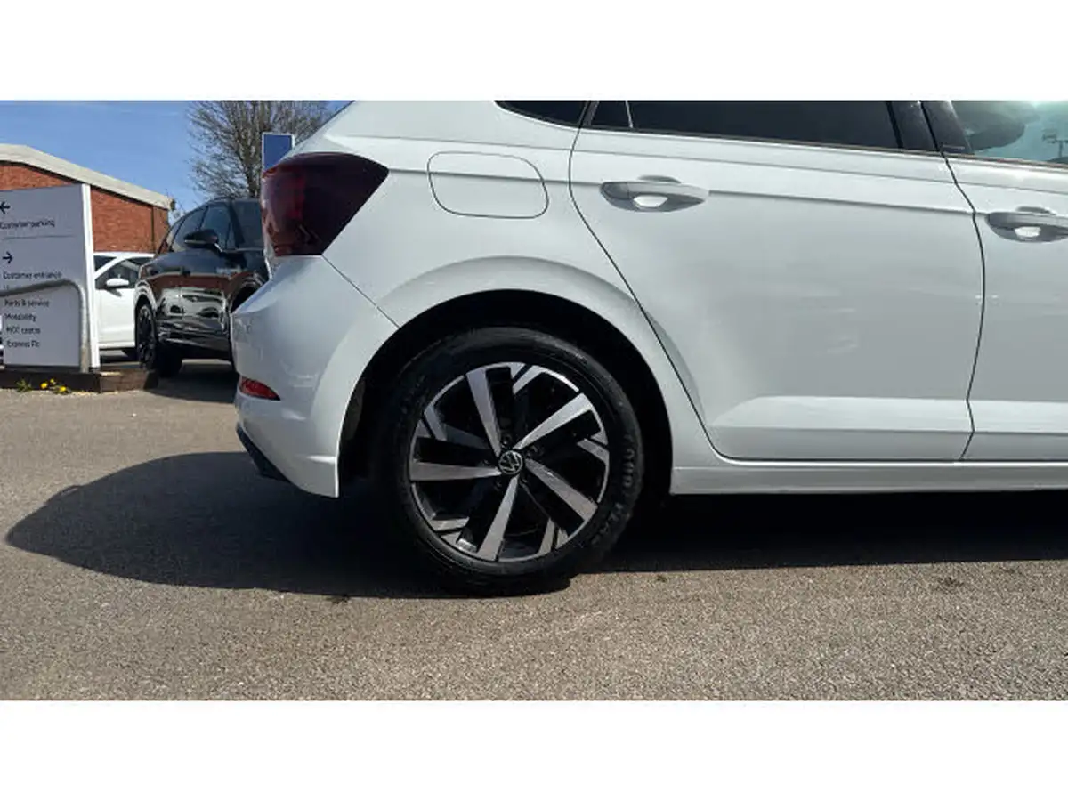 2024-volkswagen-polo-10-tsi-match-big-6