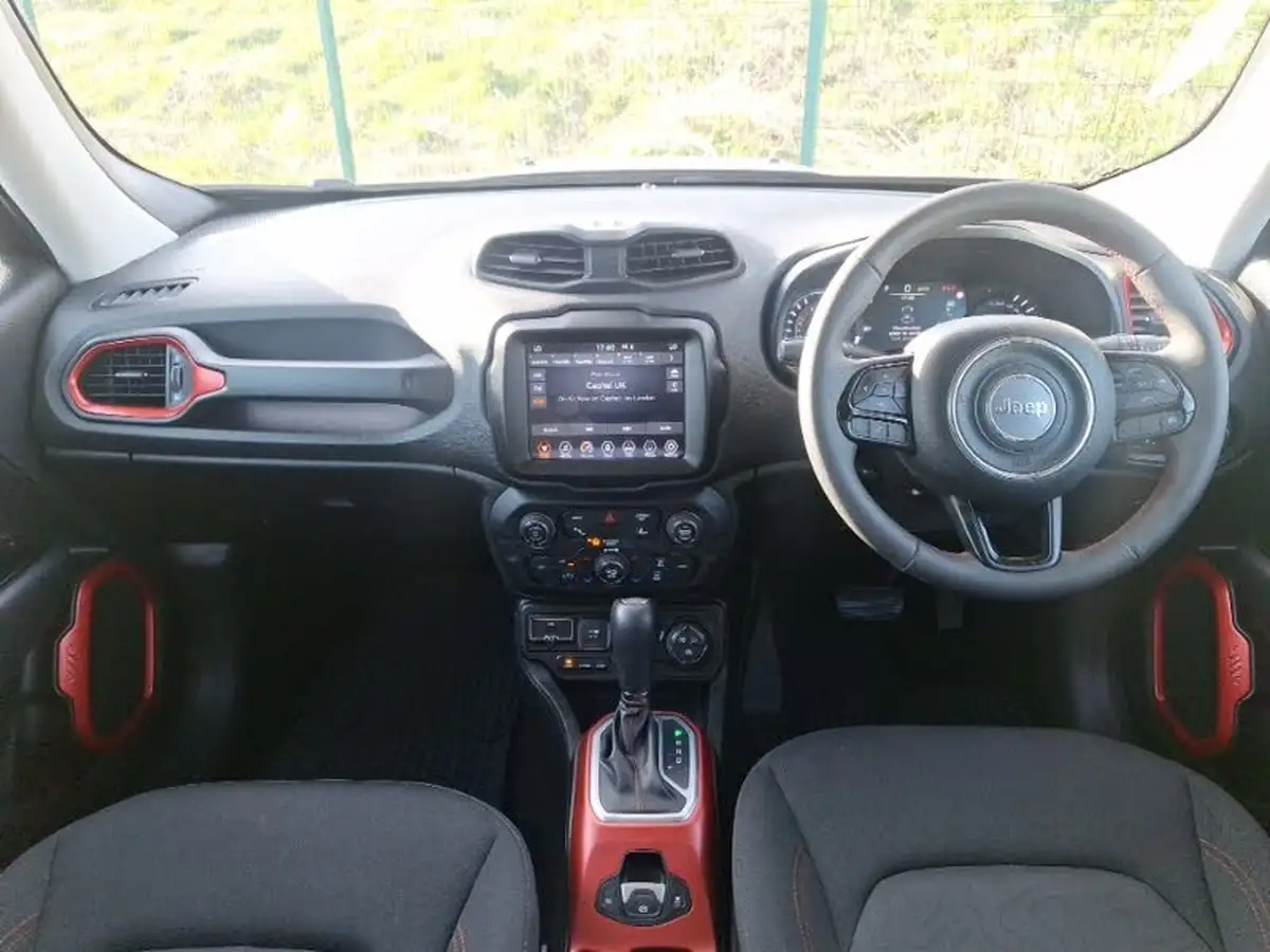 2023-jeep-renegade-13-gse-trailhawk-big-2