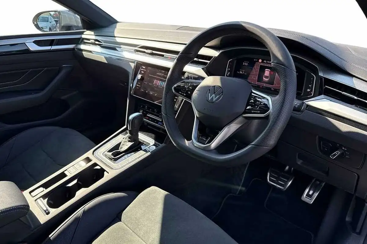 2024-volkswagen-arteon-20-tsi-r-line-fastback-big-5