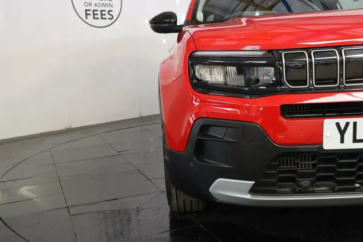 2024-jeep-avenger-12-gse-altitude-big-22