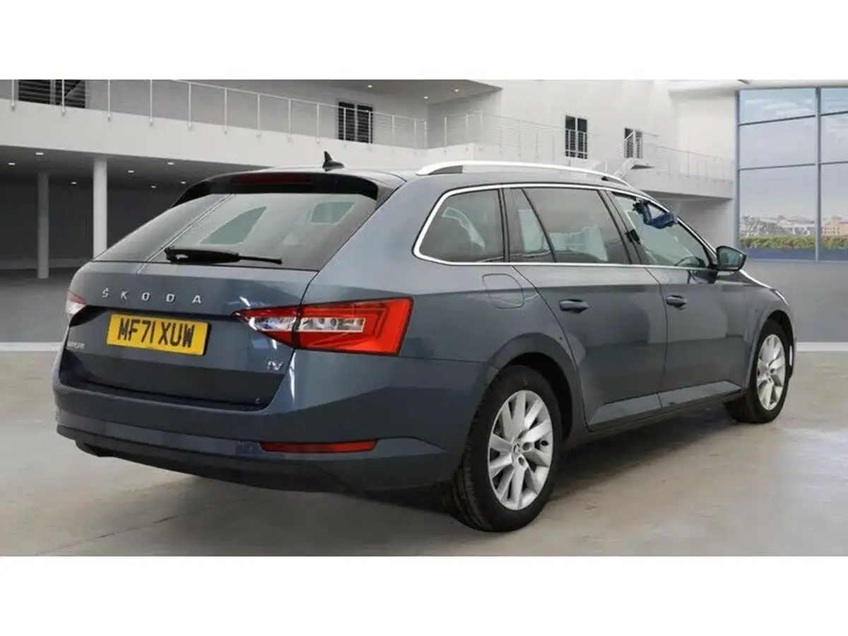 2021-skoda-superb-14-tsi-se-technology-156ps-estate-big-7