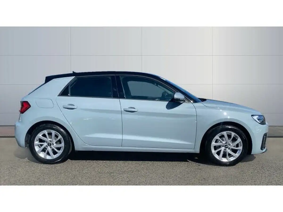 2021-audi-a1-10-25-tfsi-sport-big-4
