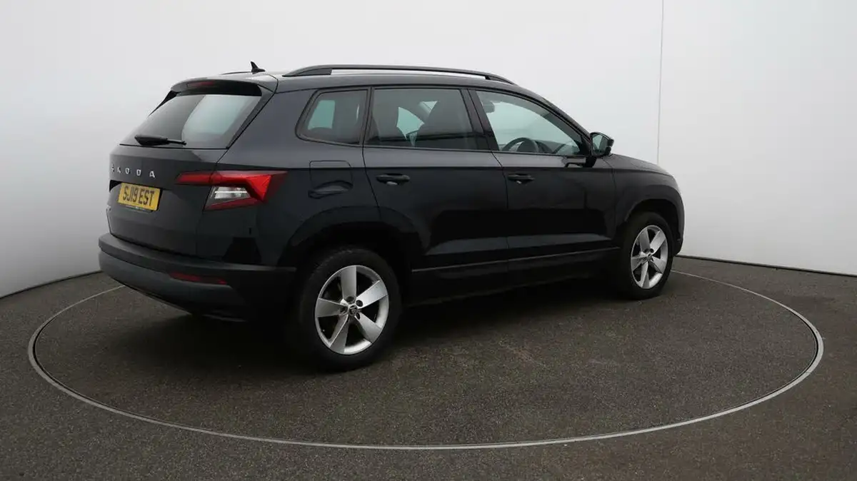 2019-skoda-karoq-10-tsi-se-big-44
