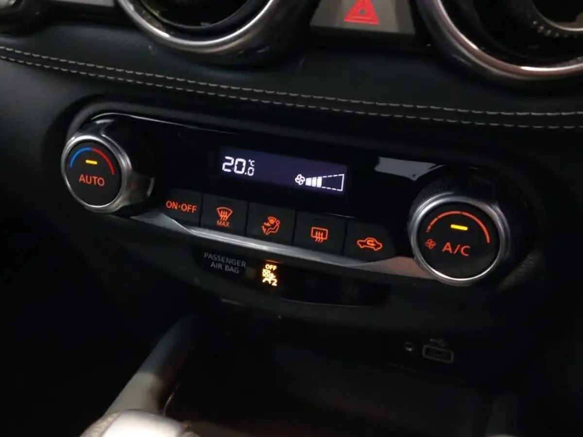 2020-nissan-juke-10-dig-t-n-connecta-117ps-dct-big-14