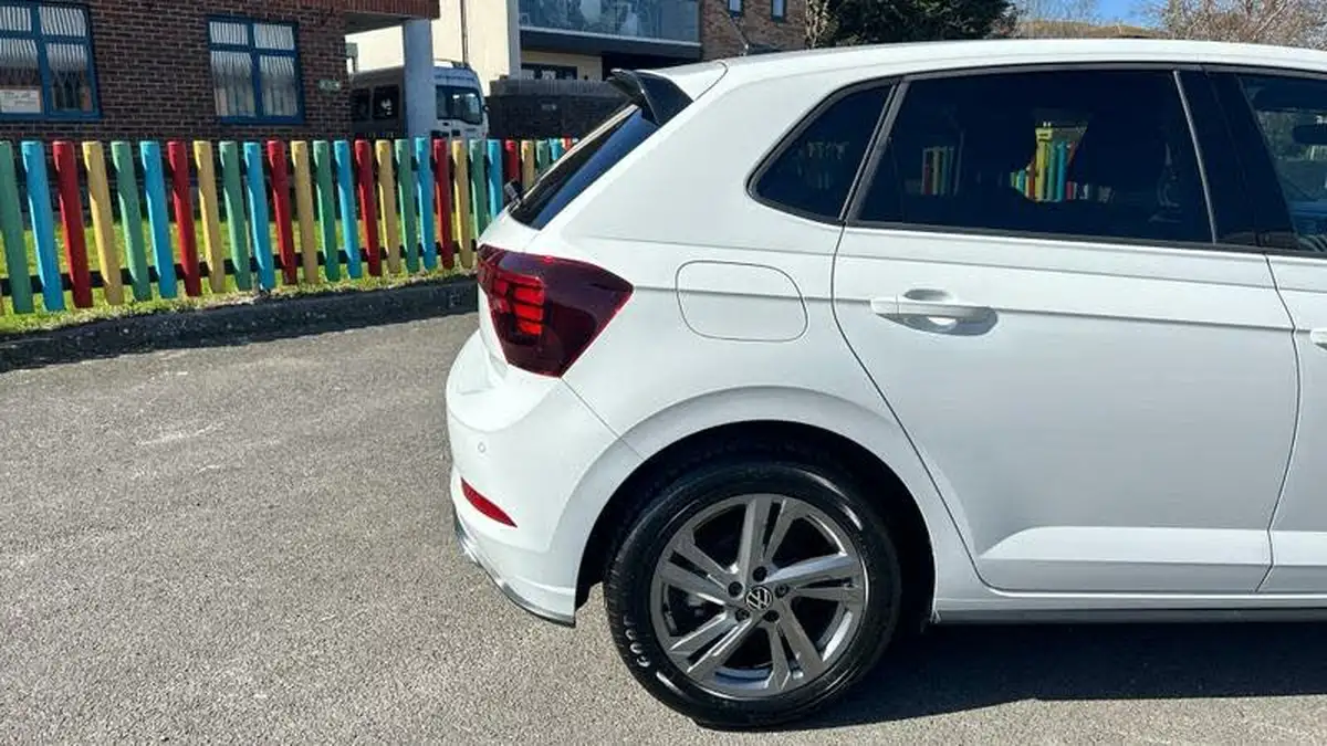 2022-volkswagen-polo-10-tsi-r-line-110ps-dsg-big-26