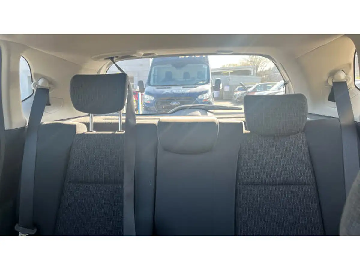 2016-honda-jazz-13-i-vtec-se-big-14